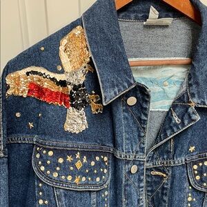 Vtg FREEGO denim trucker-style jacket -Women’s Medium- patriotic Eagle & bling